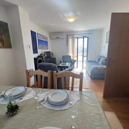 Apartamento Cvitka